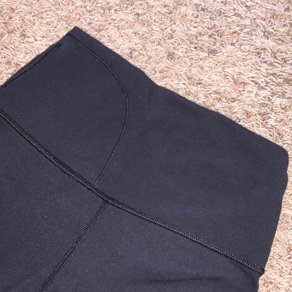 Lulu Leggings - great condition!
